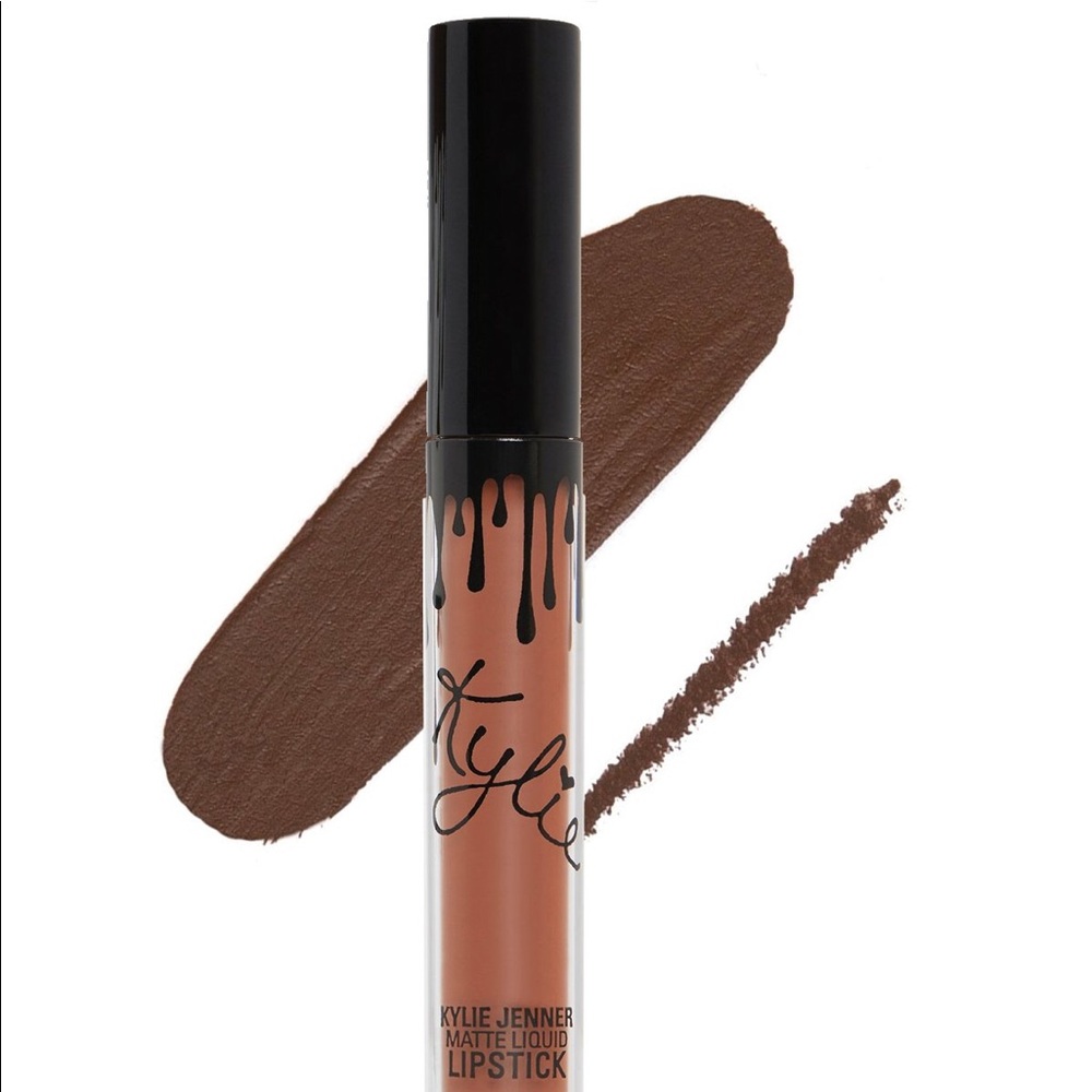 Kylie Liquid Lipstick and lip liner in true brown.